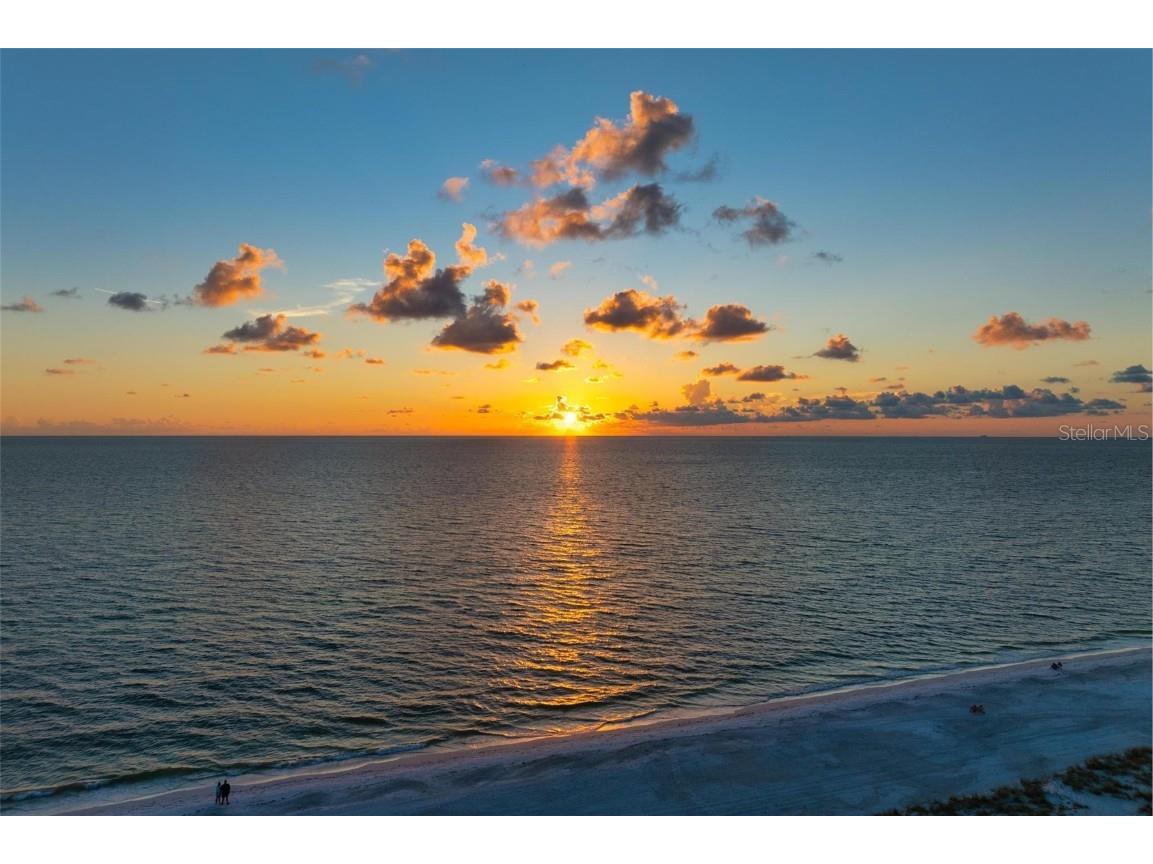 1900 Gulf Drive N #1 Bradenton Beach FL 34217 - GULF OF MEXICO A4623438 image51