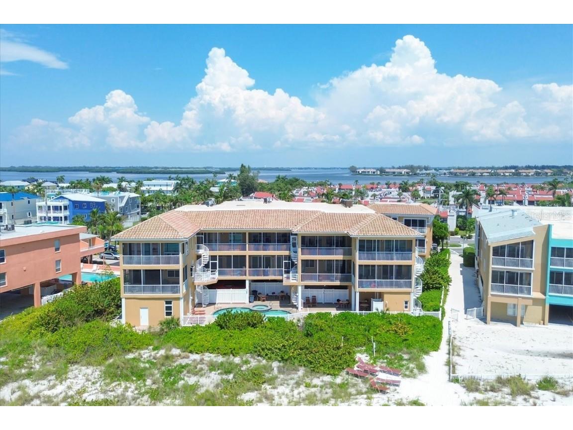 1900 Gulf Drive N #4 Bradenton Beach FL 34217 - GULF OF MEXICO A4620969 image44