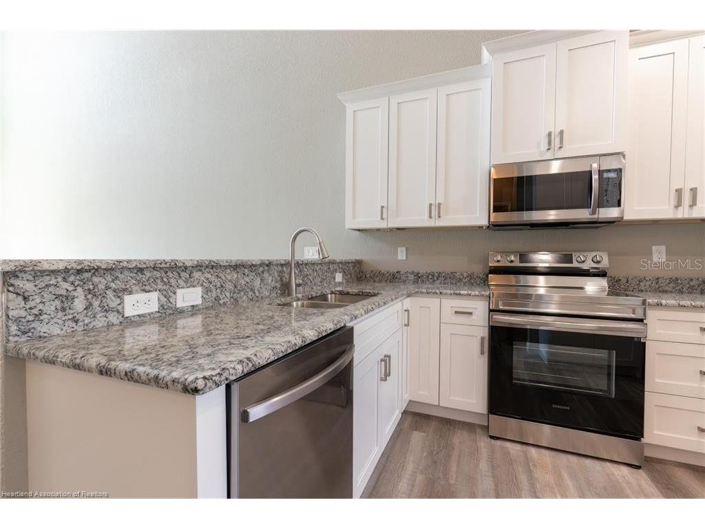1900 Oasis Boulevard Sebring FL 33870 - Dinner Lake L4960151 image10