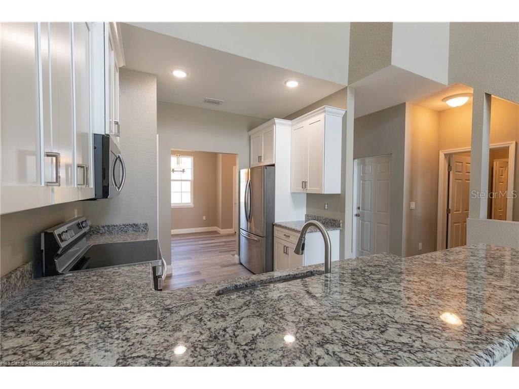 1900 Oasis Boulevard Sebring FL 33870 - Dinner Lake L4960151 image11