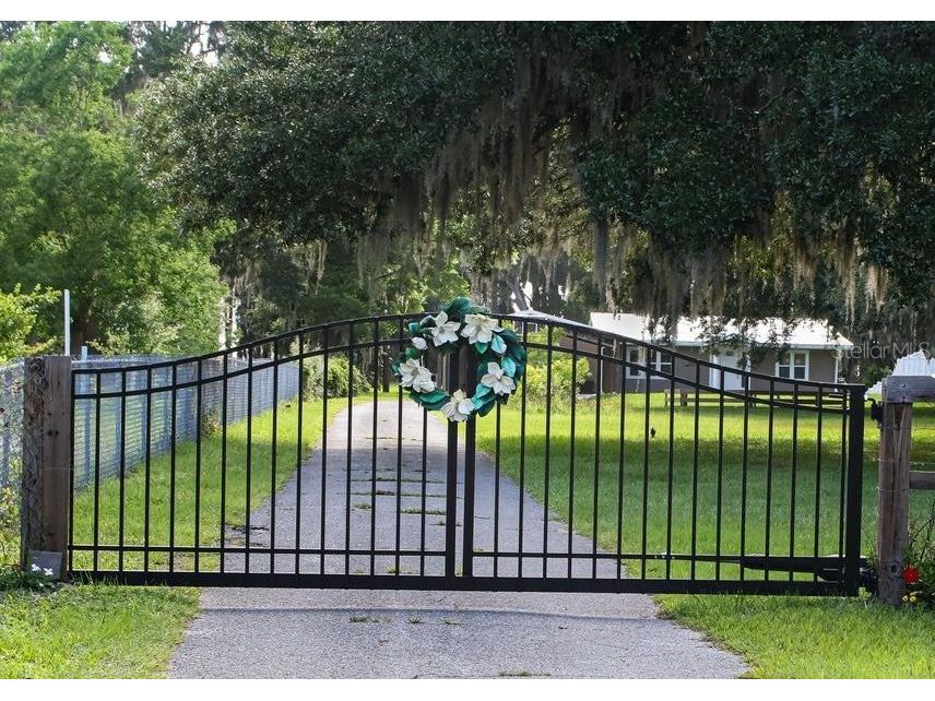 1900 SE State Road 21 Melrose FL 32666 - SANTA FE CANAL LAKE SANTA FE GC529956 image1