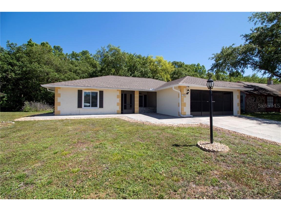 1900 Thistle Court Wesley Chapel FL 33543 U8189966 image1