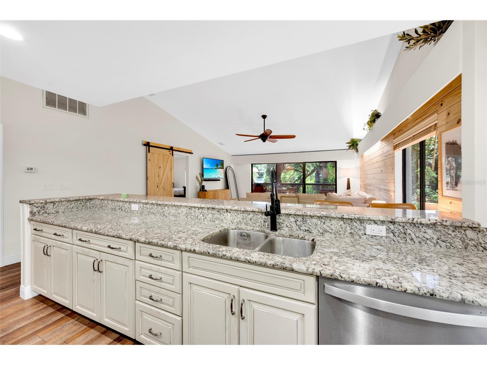 1900 Whispering Way Tarpon Springs FL 34689 TB8519680 image22
