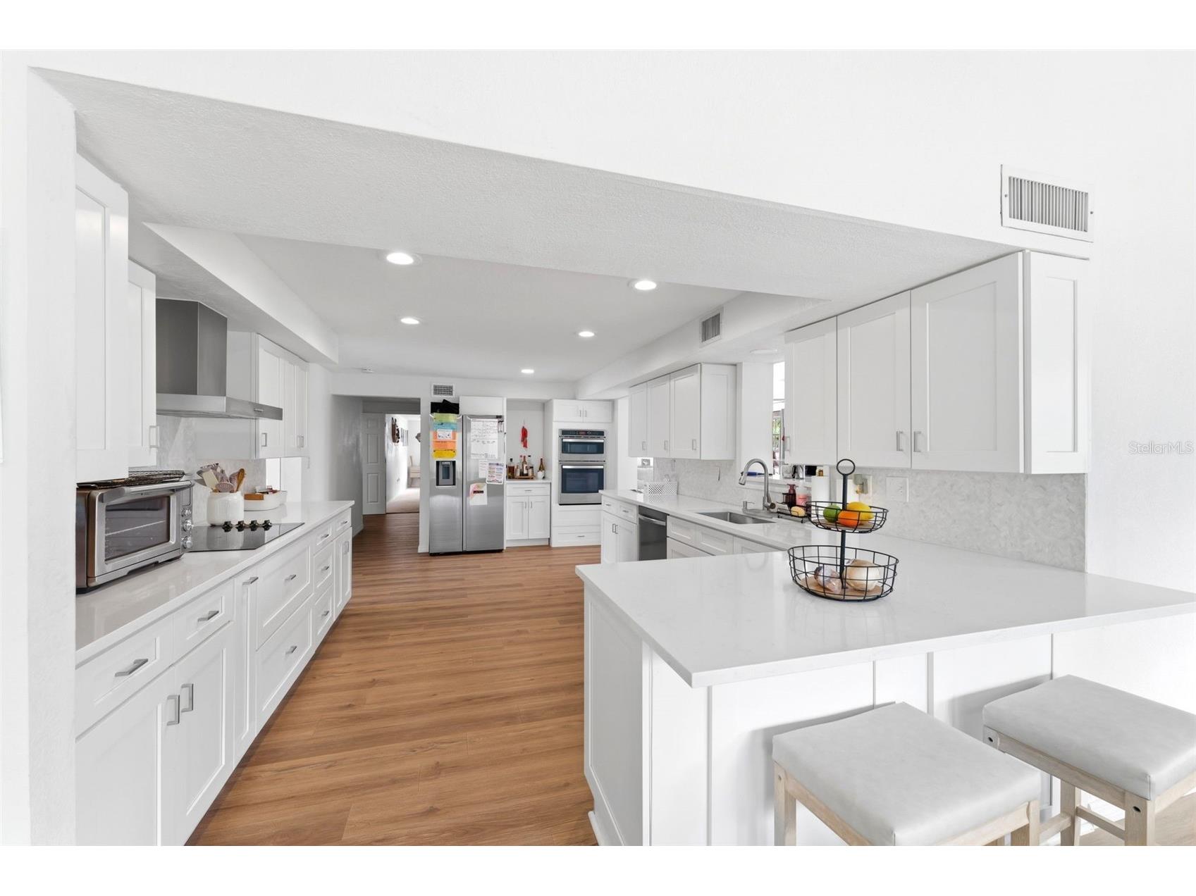 19003 Cedar Lane Lutz FL 33548 - LAKE THOMAS W7884876 image6