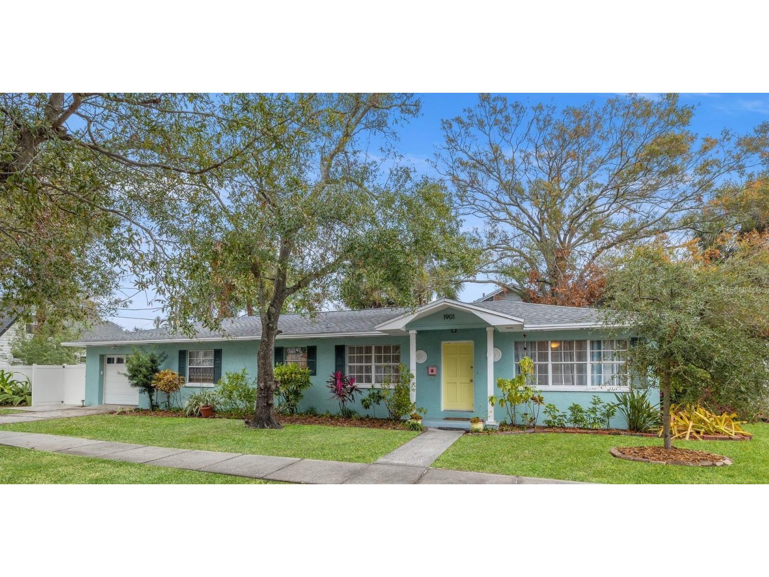 1901 10th Street N Saint Petersburg FL 33704 TB8335420 image1