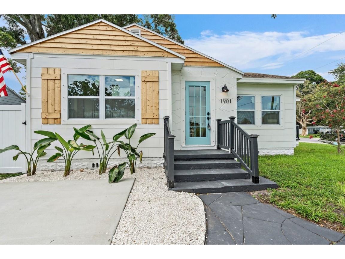 1901 18th Avenue N Saint Petersburg FL 33713 A4658434 image1