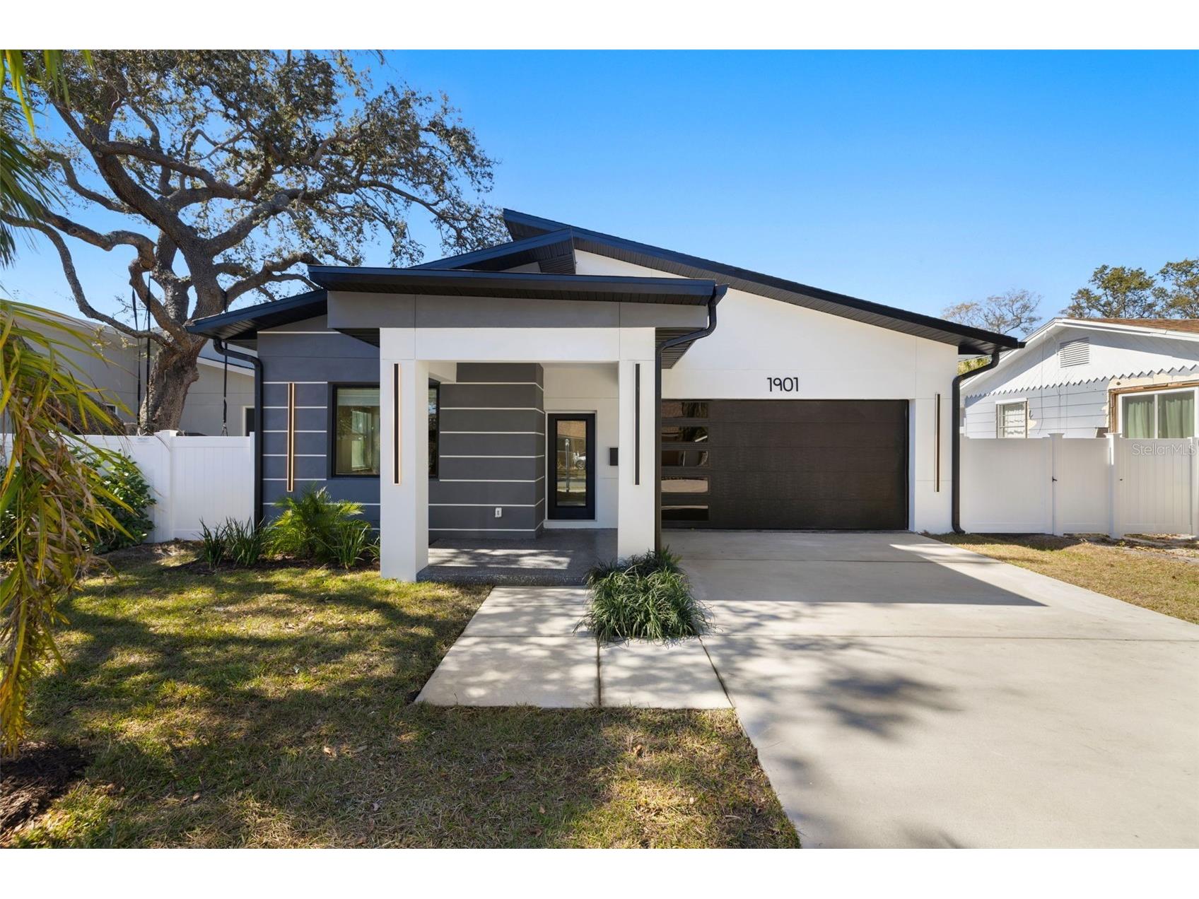 1901 43rd Street S Saint Petersburg FL 33711 TB8472023 image1