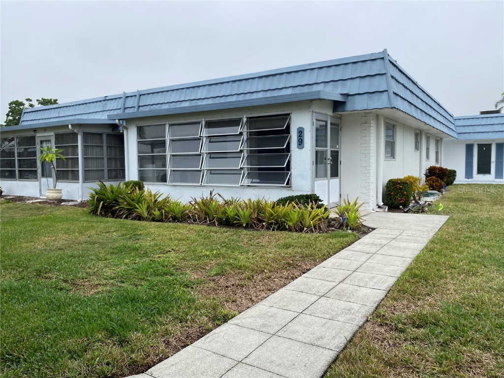 1901 Andover Way #B-29 Sun City Center FL 33573 T3486988 image1