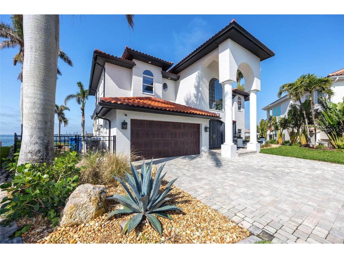 1901 Carolina Avenue NE Saint Petersburg FL 33703 - TAMPA BAY TB8371522 image3