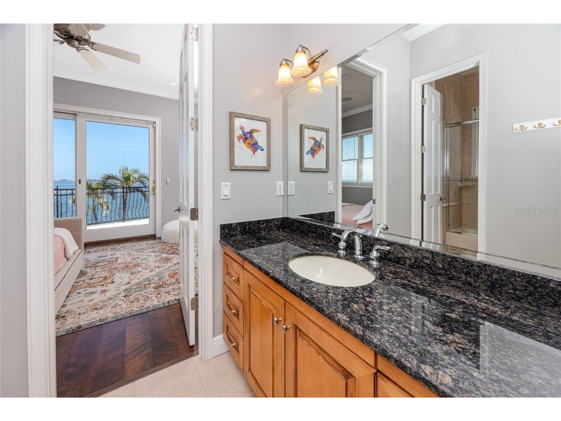 1901 Carolina Avenue NE Saint Petersburg FL 33703 - TAMPA BAY TB8371522 image49