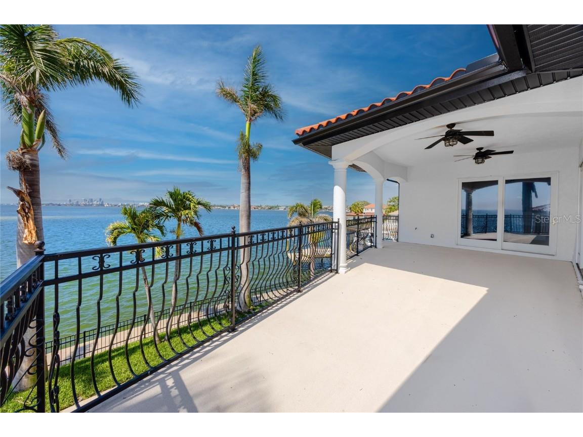 1901 Carolina Avenue NE Saint Petersburg FL 33703 - TAMPA BAY TB8371522 image52