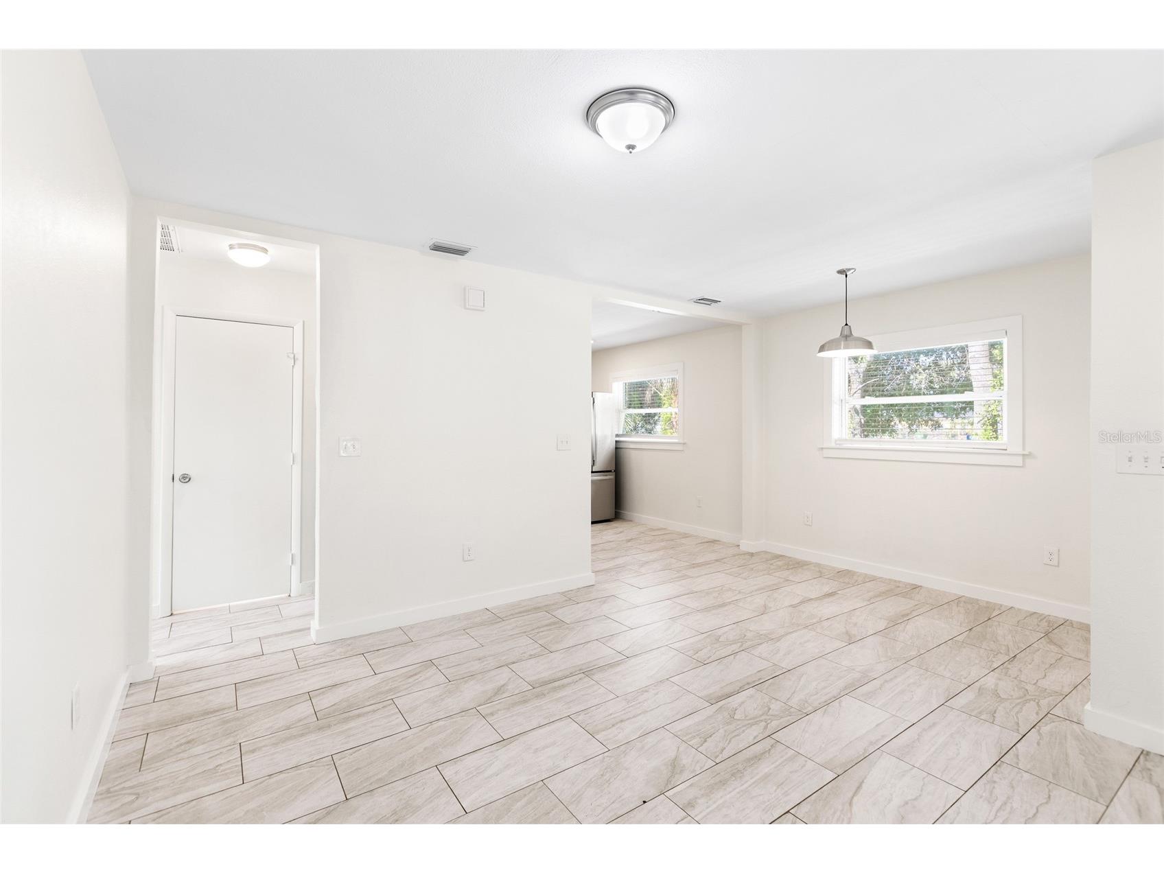 1901 E Shadowlawn Avenue Tampa FL 33610 TB8502680 image10