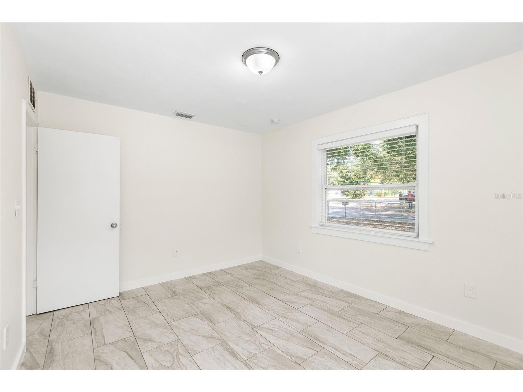 1901 E Shadowlawn Avenue Tampa FL 33610 TB8502680 image15