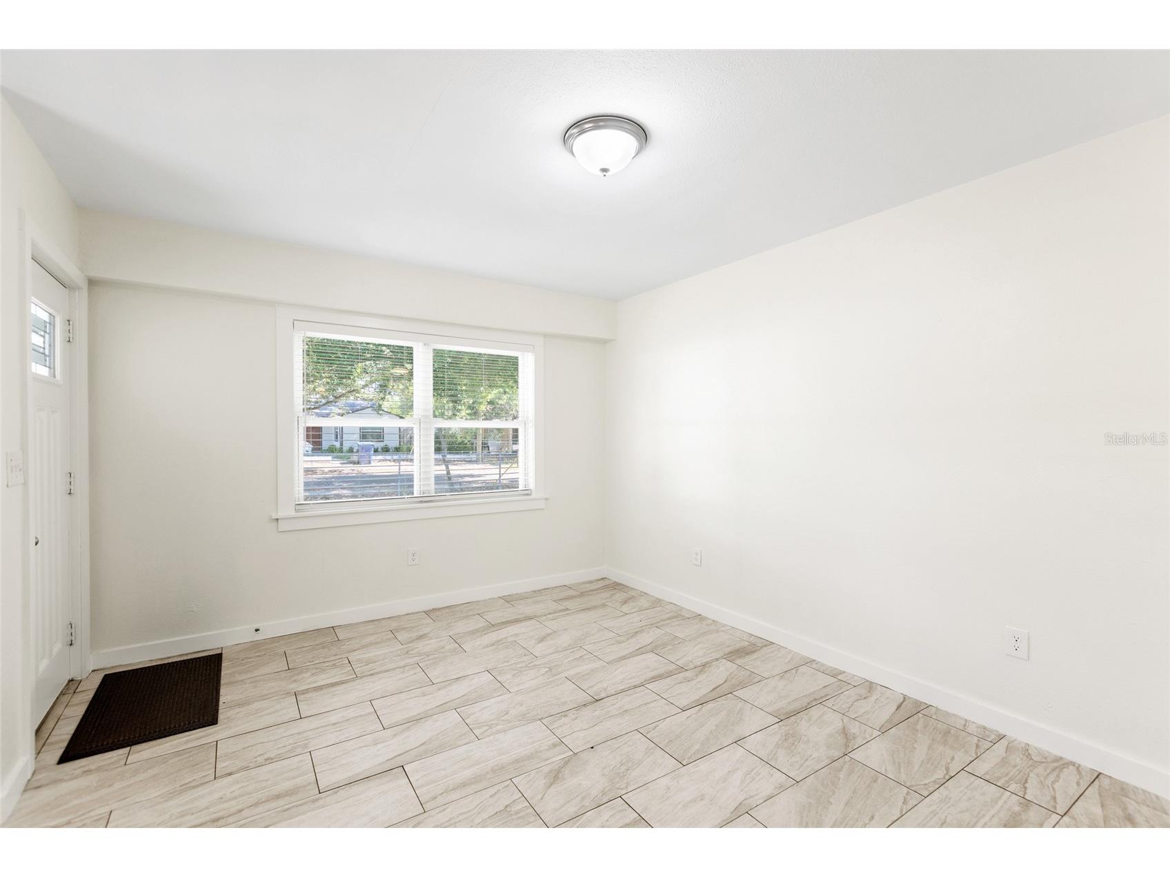 1901 E Shadowlawn Avenue Tampa FL 33610 TB8502680 image4