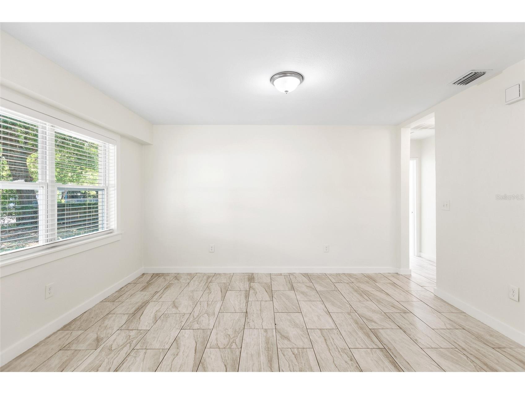 1901 E Shadowlawn Avenue Tampa FL 33610 TB8502680 image9