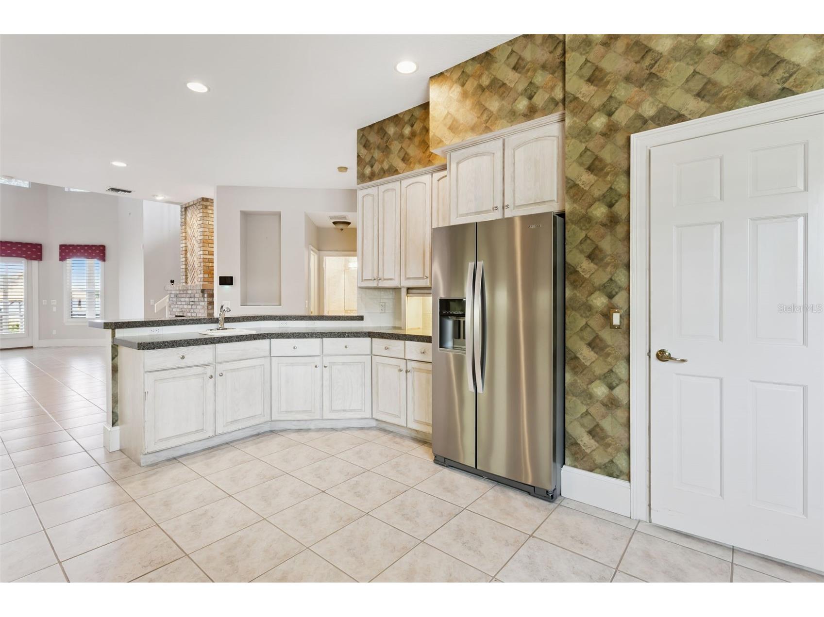 1901 Edgewater Drive Mount Dora FL 32757 - LAKE LOCH LEVEN G5114826 image14