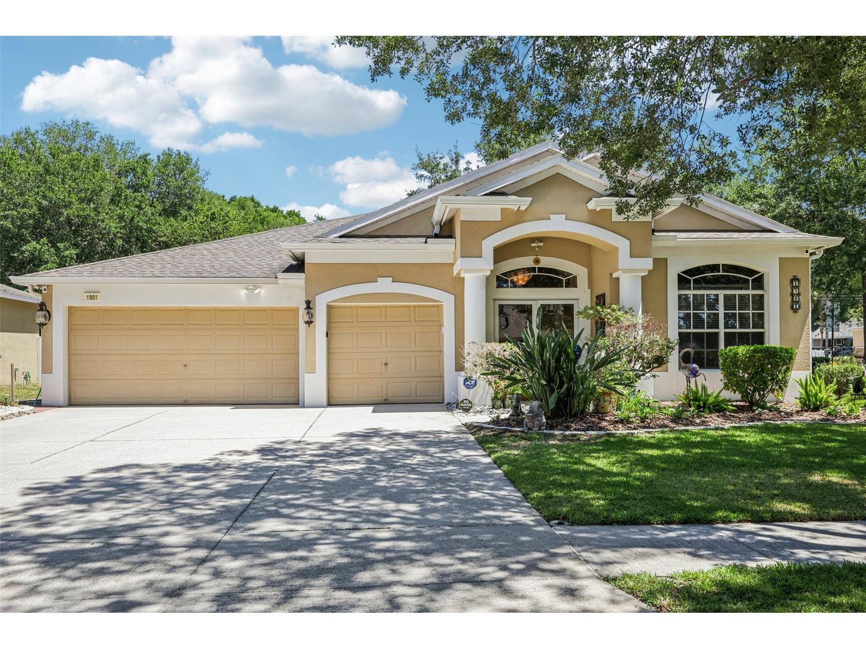 1901 Heartland Circle Valrico FL 33594 TB8498779 image1