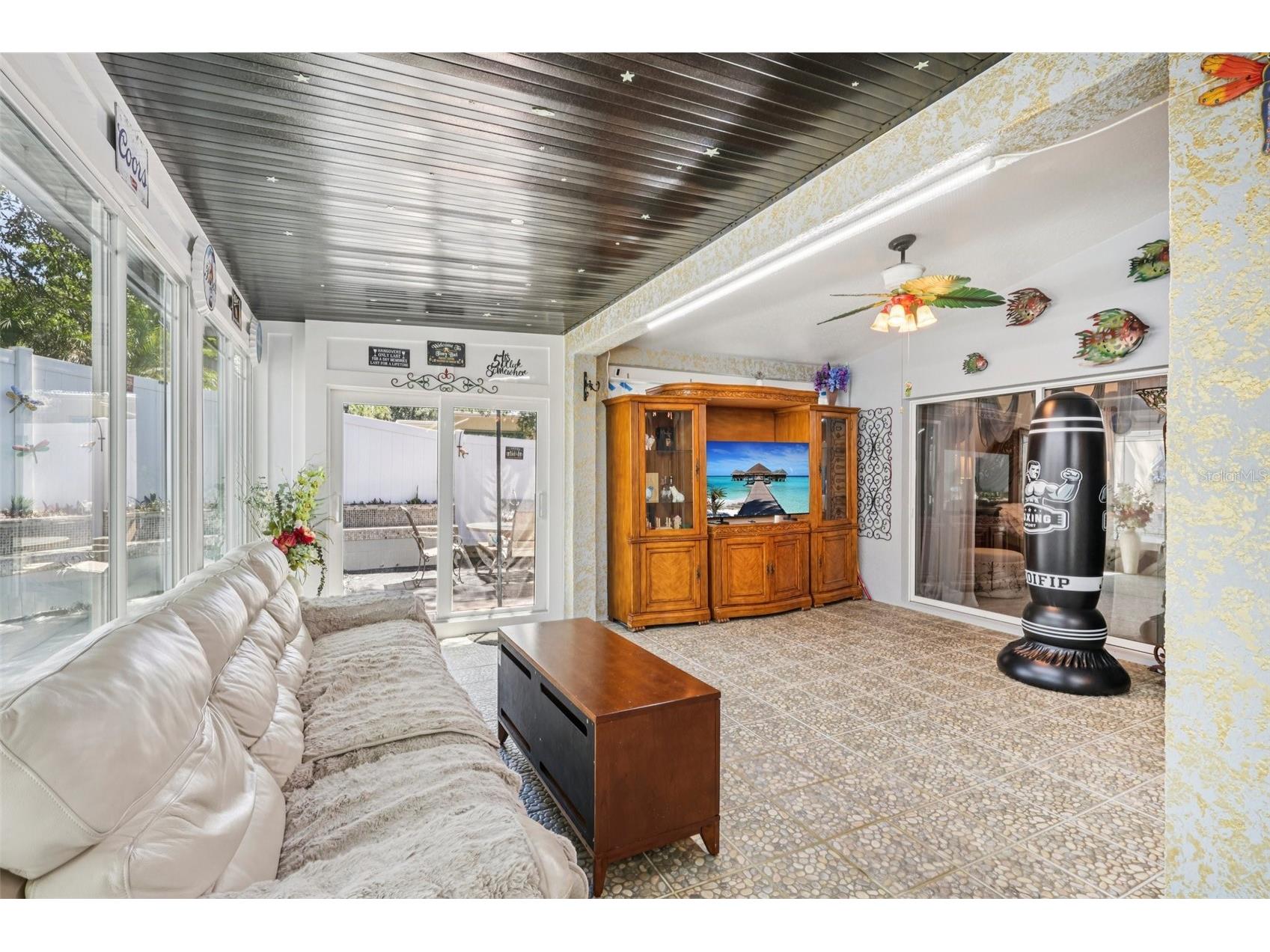 1901 Heartland Circle Valrico FL 33594 TB8498779 image40
