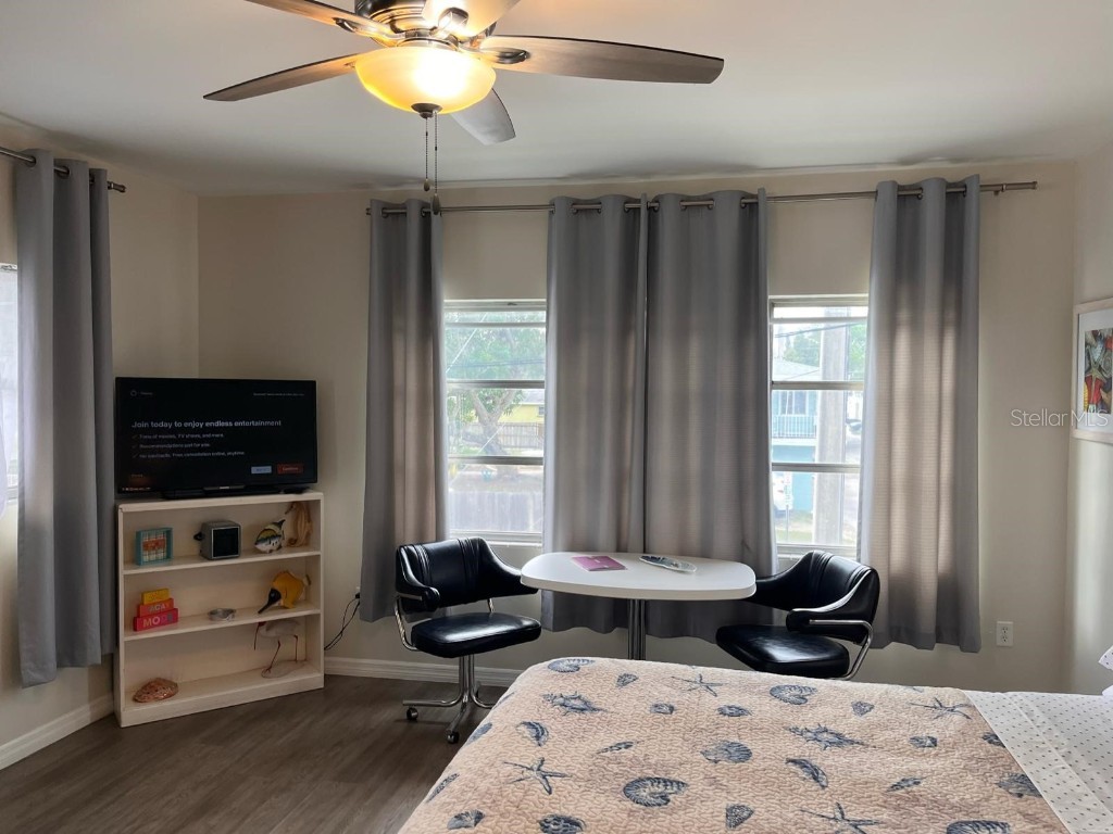 1901 Hyde Park St #G Sarasota FL 34239 A4623194 image5