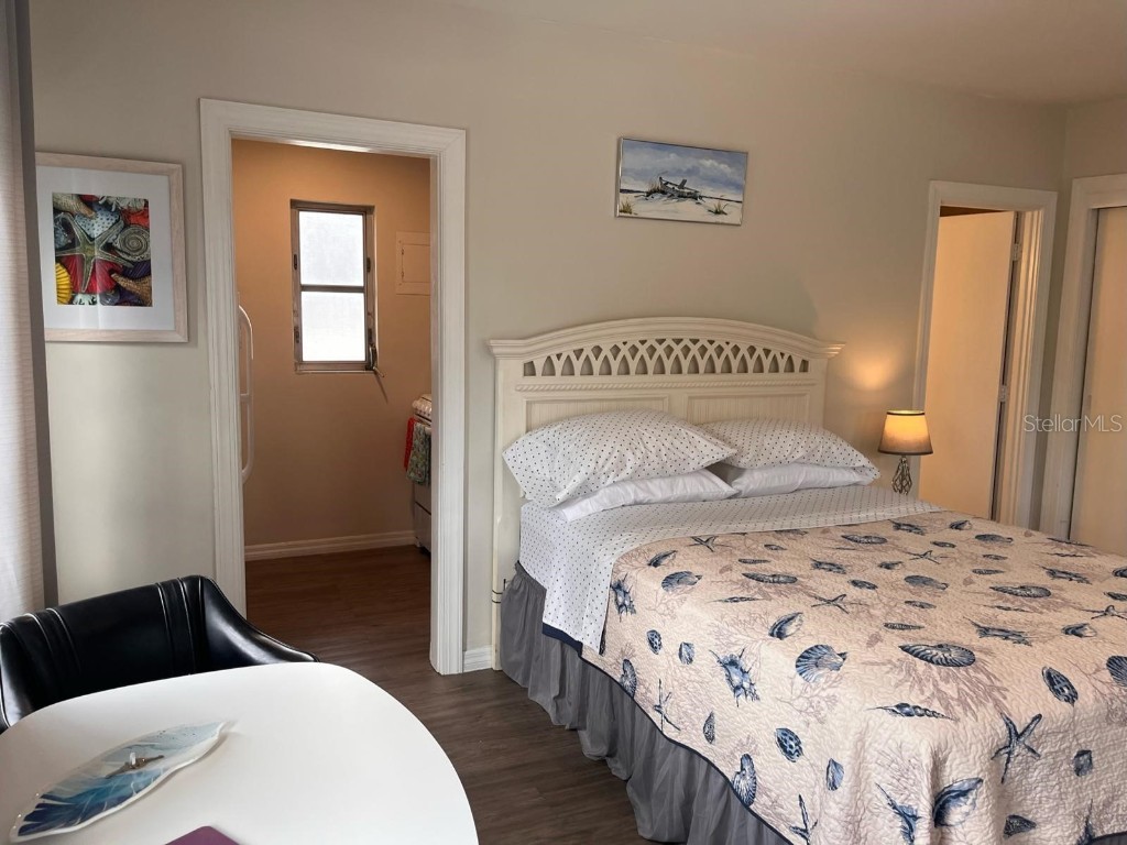 1901 Hyde Park St #G Sarasota FL 34239 A4623194 image7