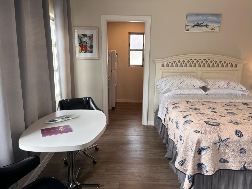 1901 Hyde Park St #G Sarasota FL 34239 A4623194 image8