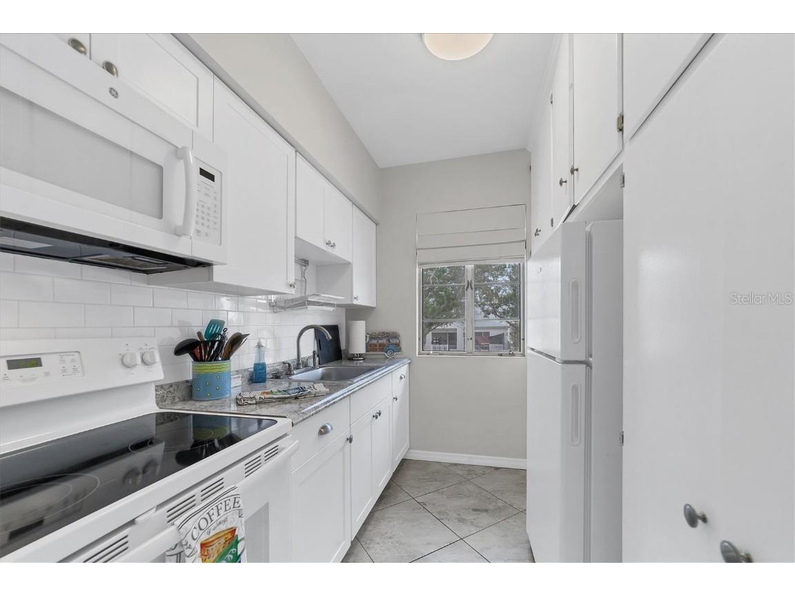 1901 Hyde Park Street #C Sarasota FL 34239 A4632340 image16