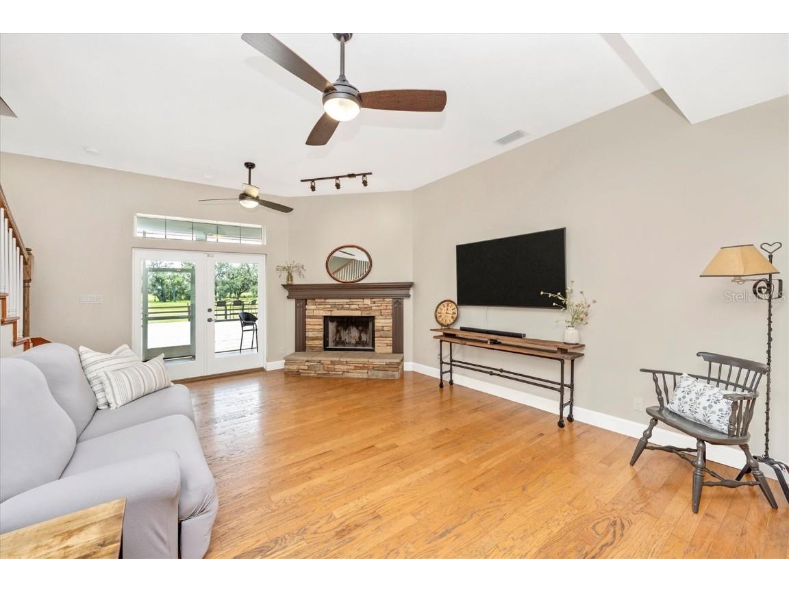 1901 Joshua Drive Sarasota FL 34240 A4663101 image10