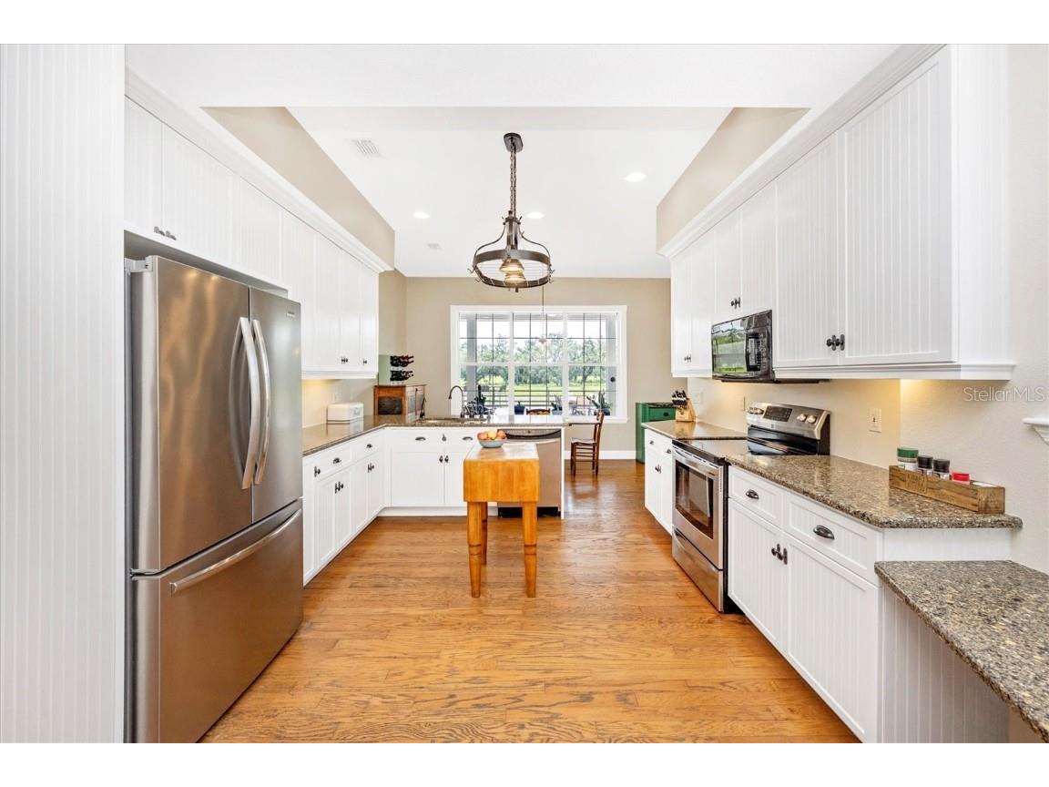 1901 Joshua Drive Sarasota FL 34240 A4663101 image17