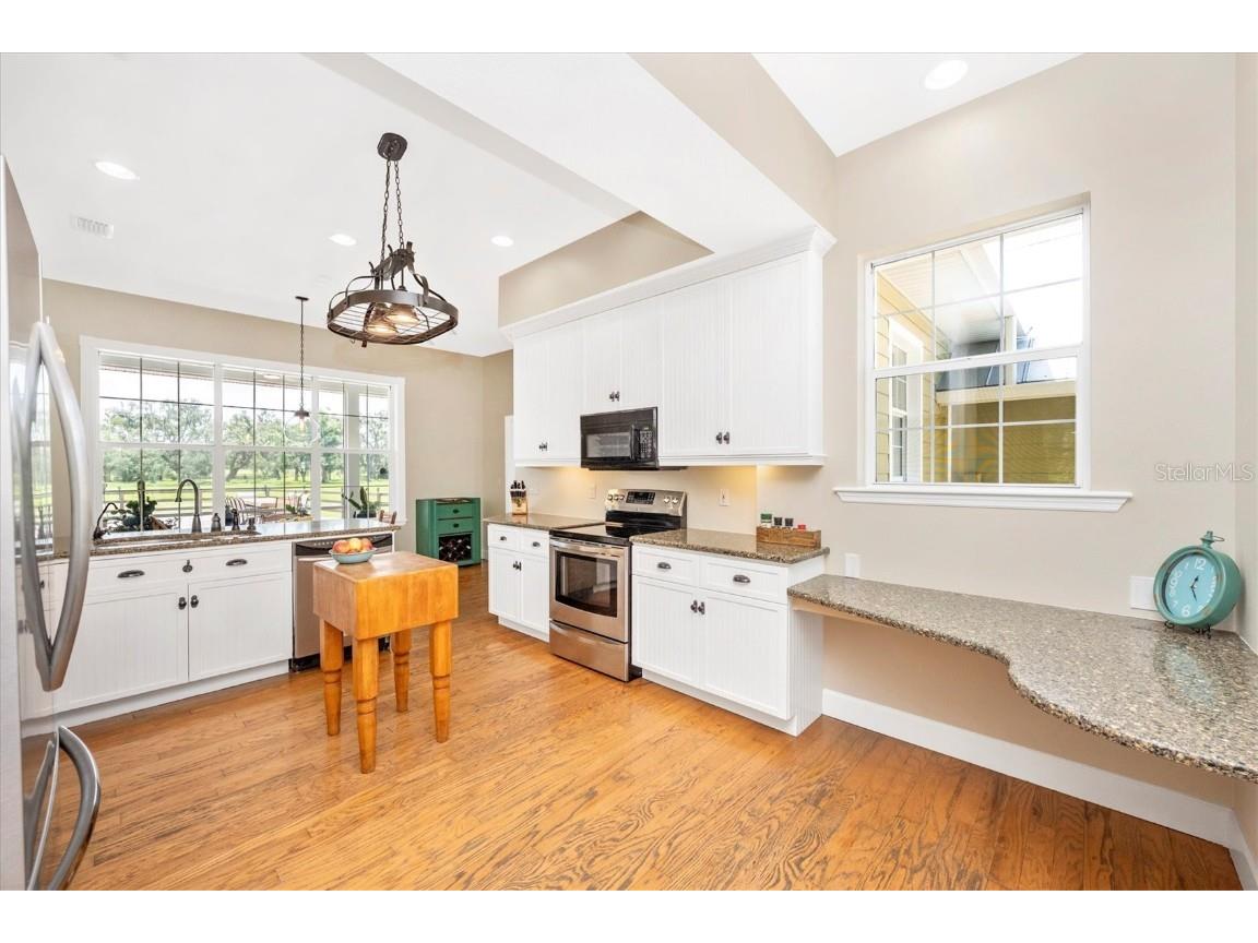 1901 Joshua Drive Sarasota FL 34240 A4663101 image18