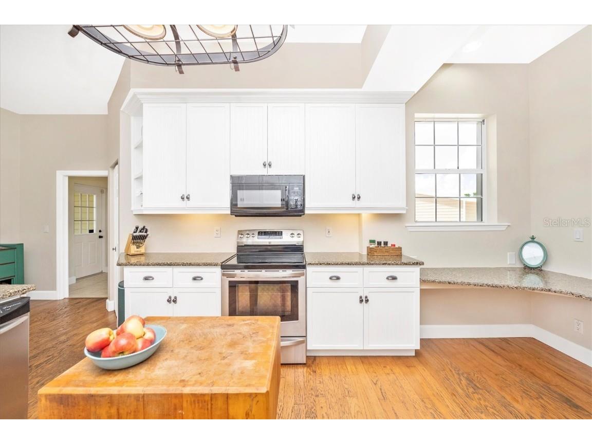 1901 Joshua Drive Sarasota FL 34240 A4663101 image24