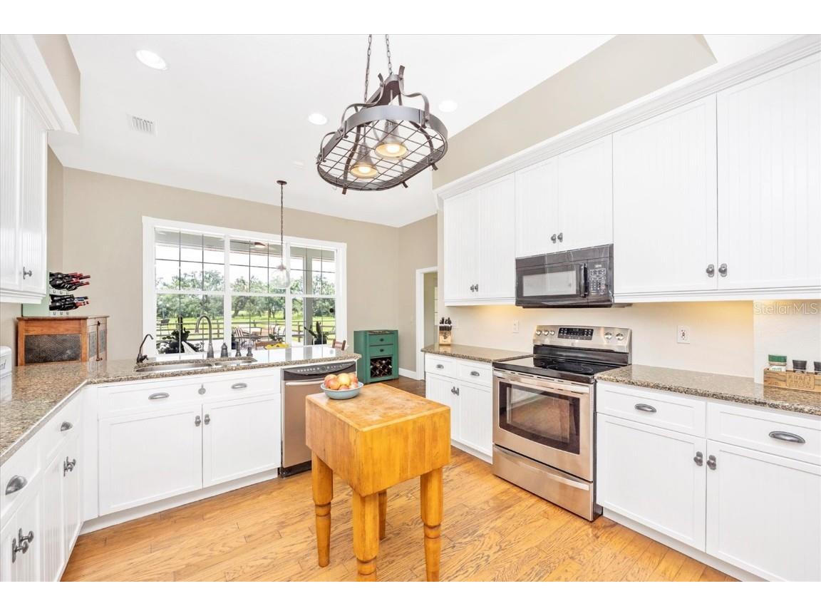 1901 Joshua Drive Sarasota FL 34240 A4663101 image25