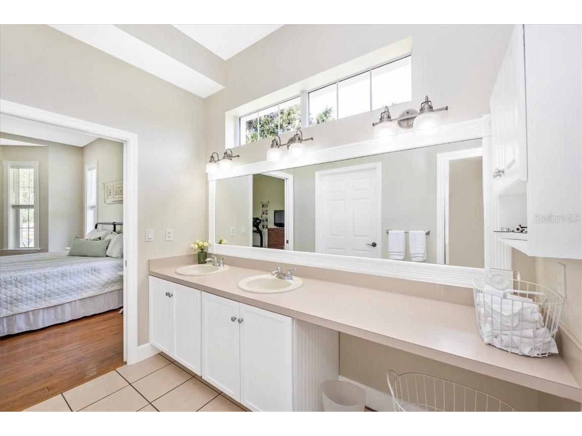 1901 Joshua Drive Sarasota FL 34240 A4663101 image35