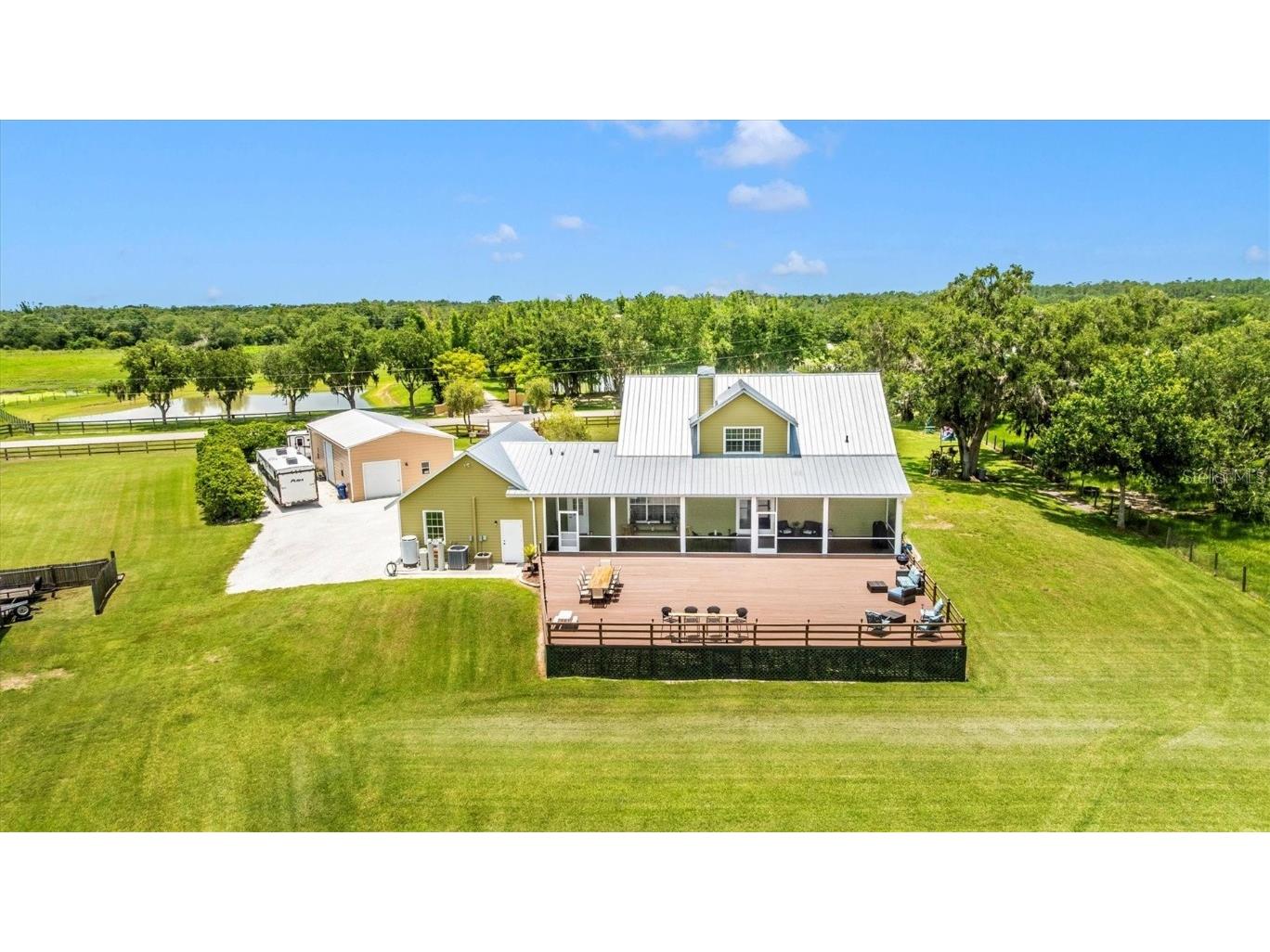 1901 Joshua Drive Sarasota FL 34240 A4663101 image4