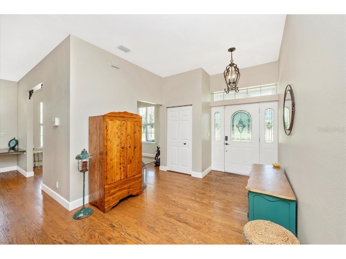 1901 Joshua Drive Sarasota FL 34240 A4663101 image8