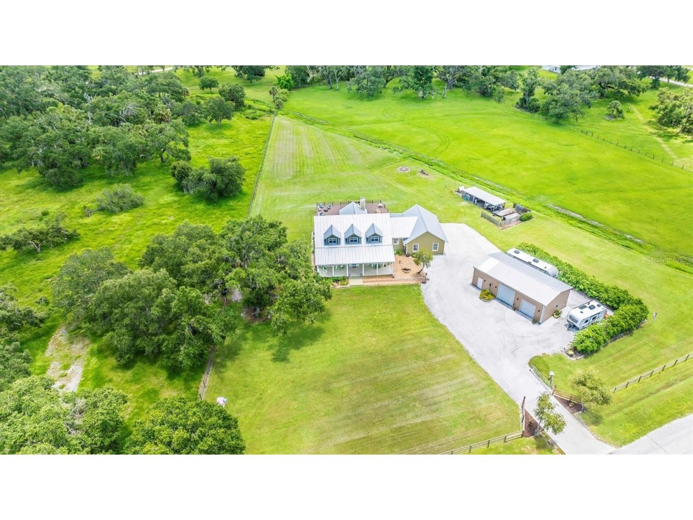 1901 Joshua Drive Sarasota FL 34240 A4663101 image80