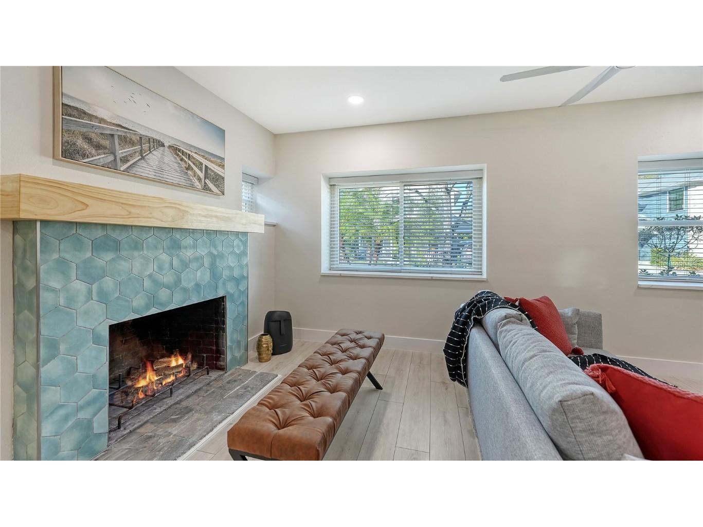 1901 Morrill Street Sarasota FL 34236 A4668387 image10