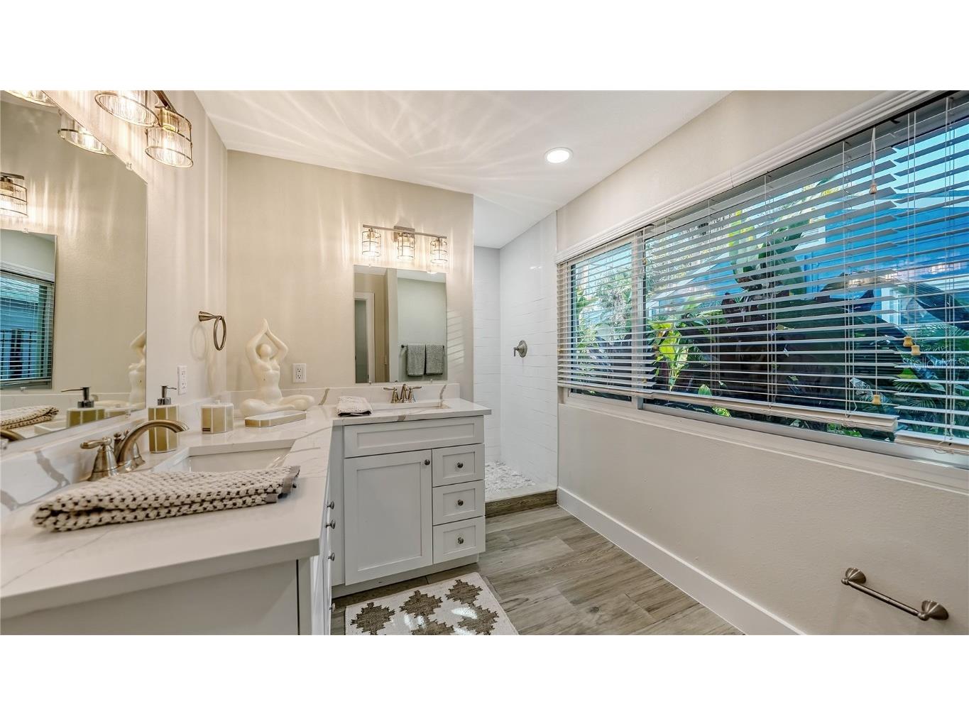 1901 Morrill Street Sarasota FL 34236 A4668387 image18