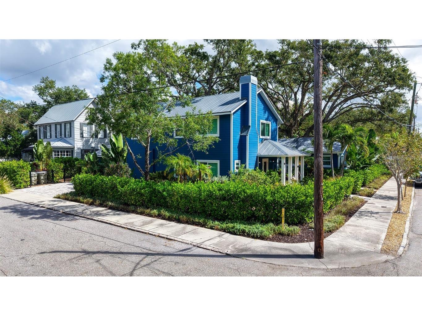 1901 Morrill Street Sarasota FL 34236 A4668387 image3