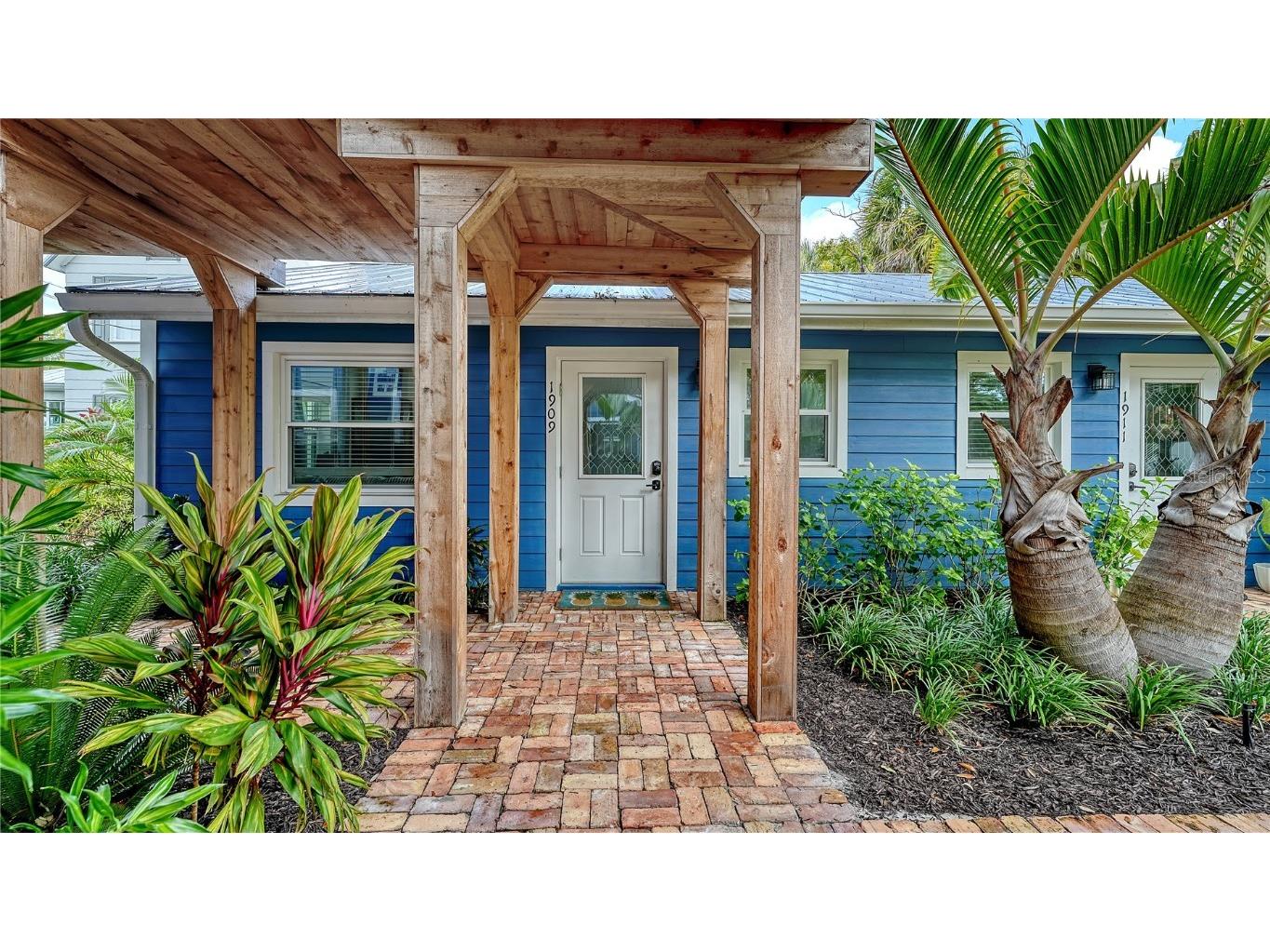 1901 Morrill Street Sarasota FL 34236 A4668387 image31