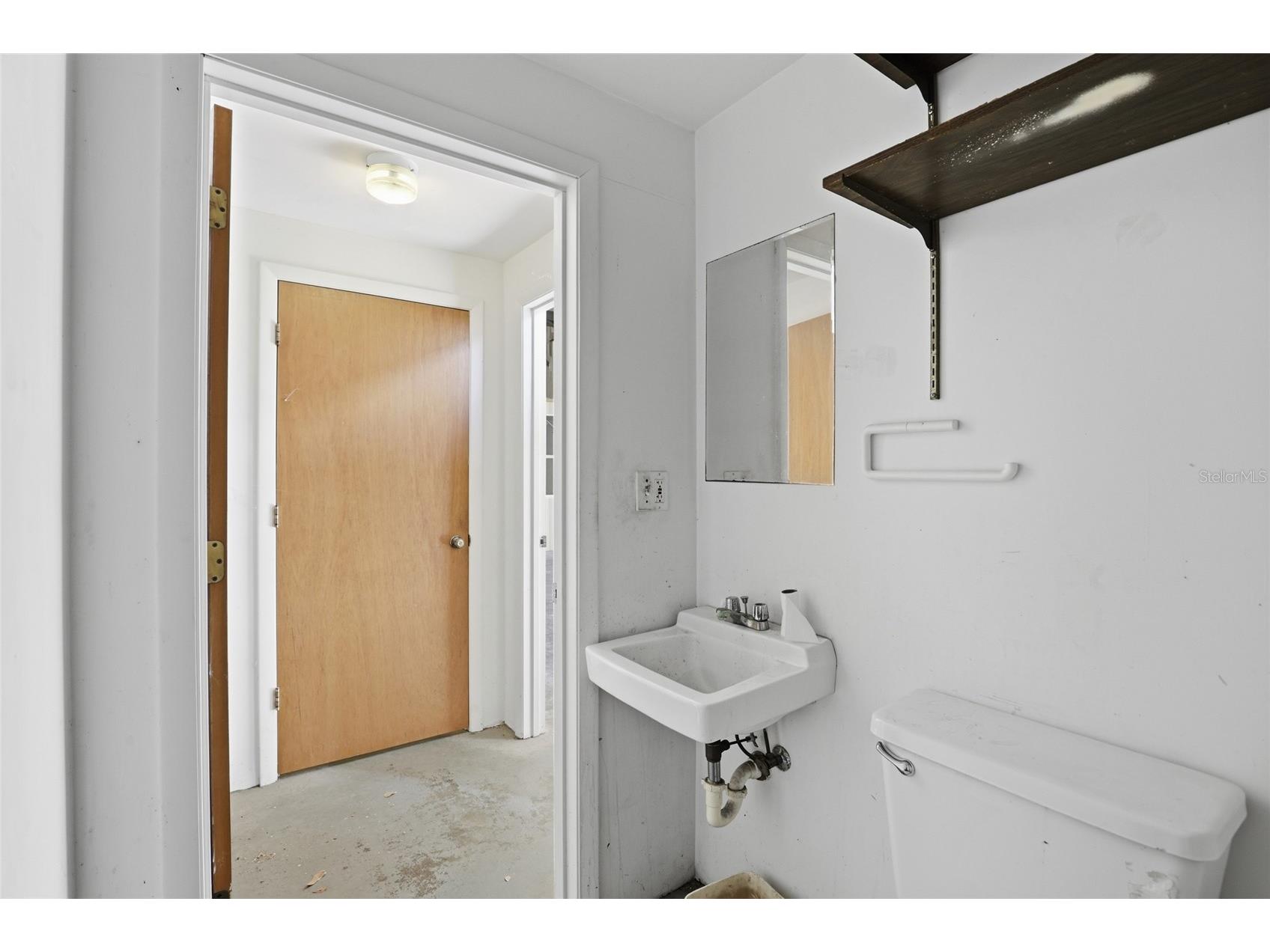 1901 NW 67th Place #STE M Gainesville FL 32653 GC537768 image41
