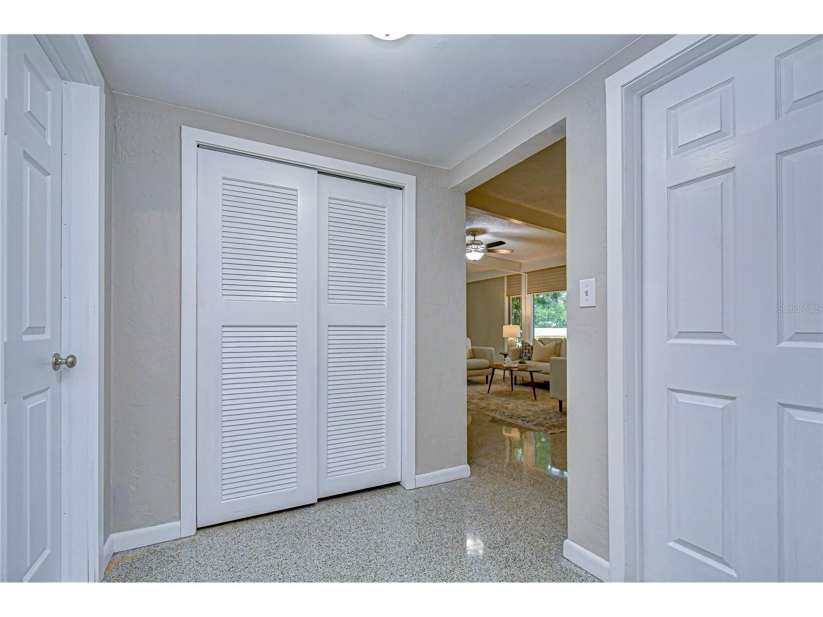 1901 Oxford Street N Saint Petersburg FL 33710 TB8504588 image12