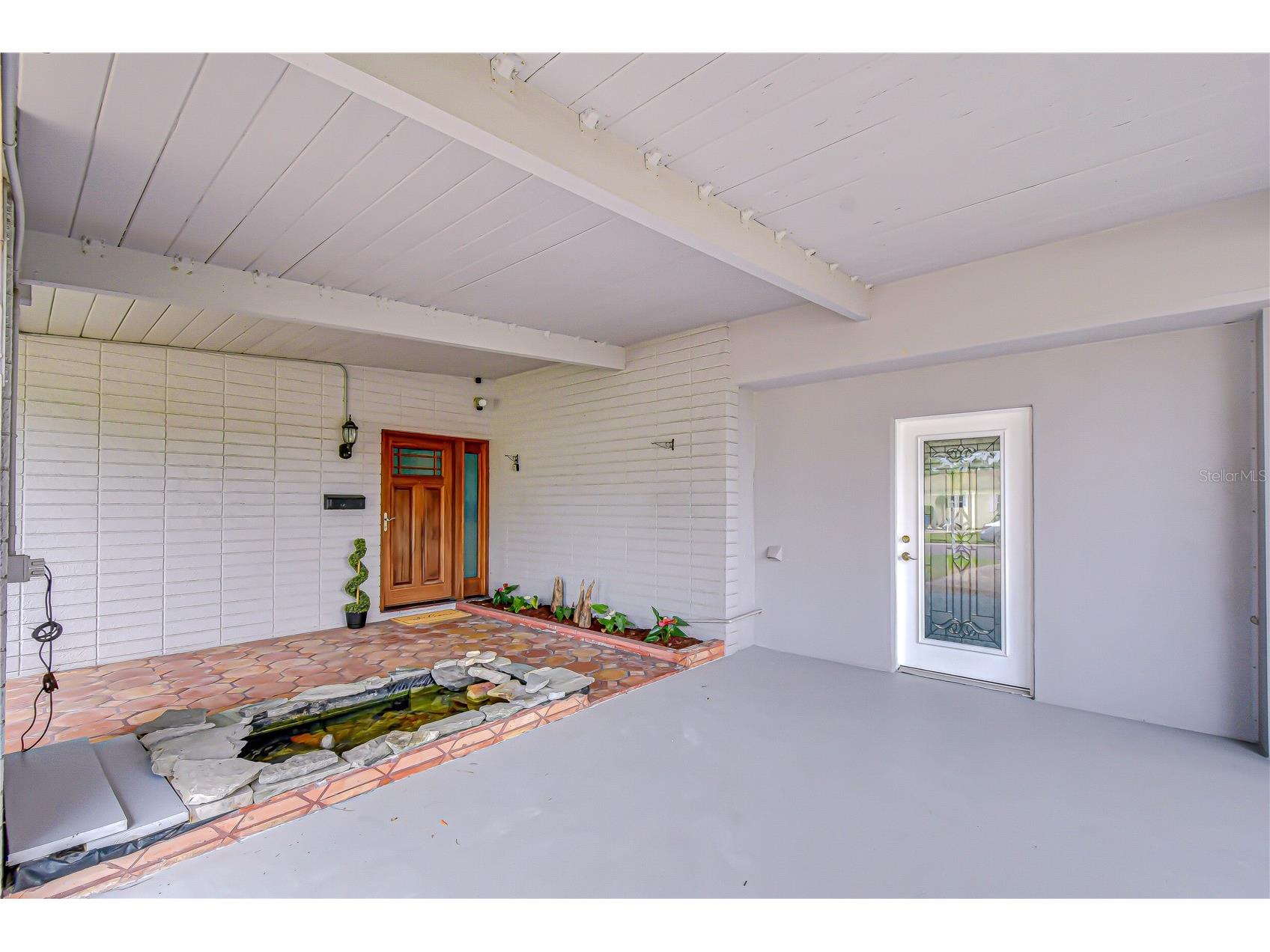 1901 Oxford Street N Saint Petersburg FL 33710 TB8504588 image3