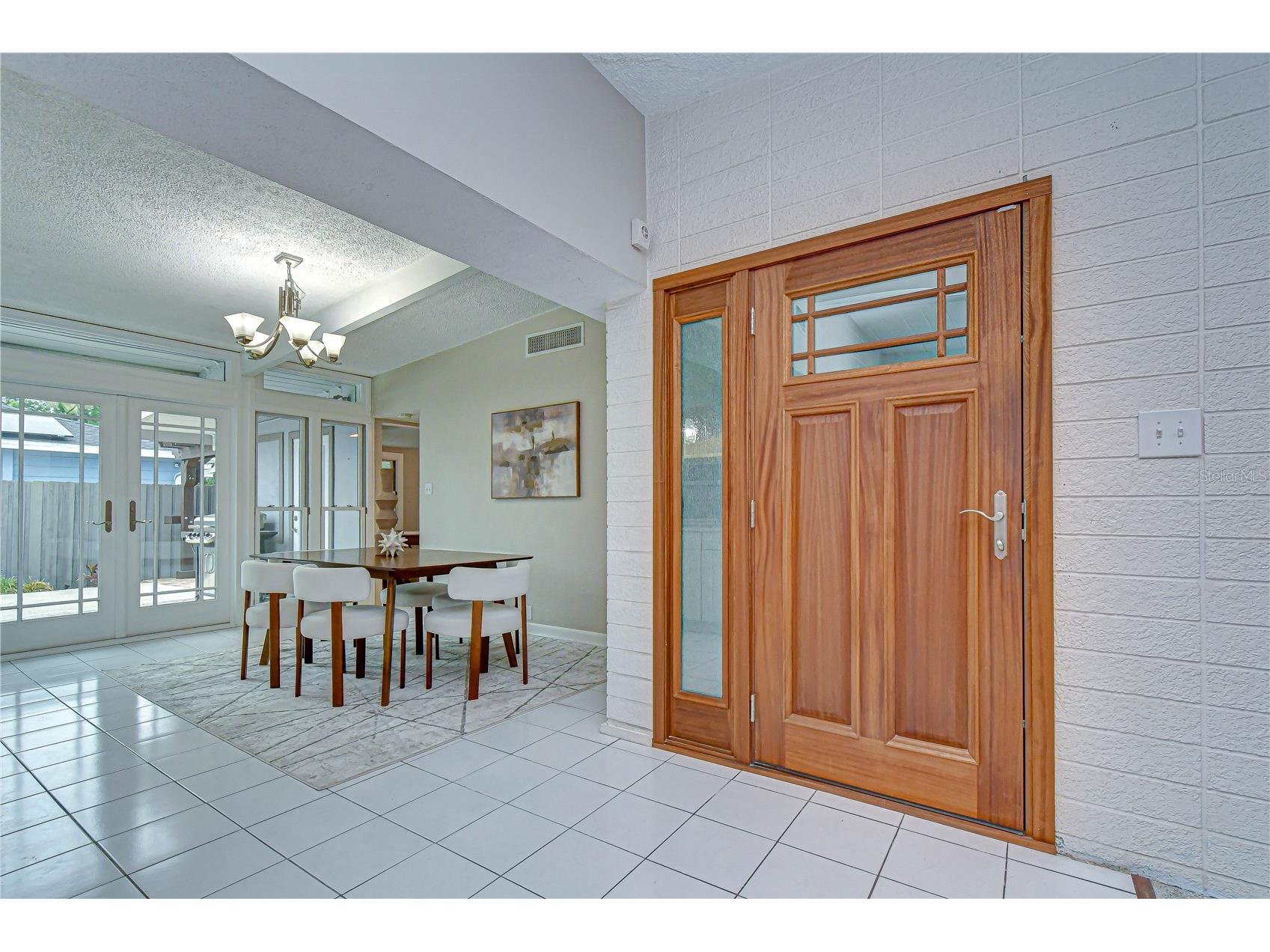 1901 Oxford Street N Saint Petersburg FL 33710 TB8504588 image5