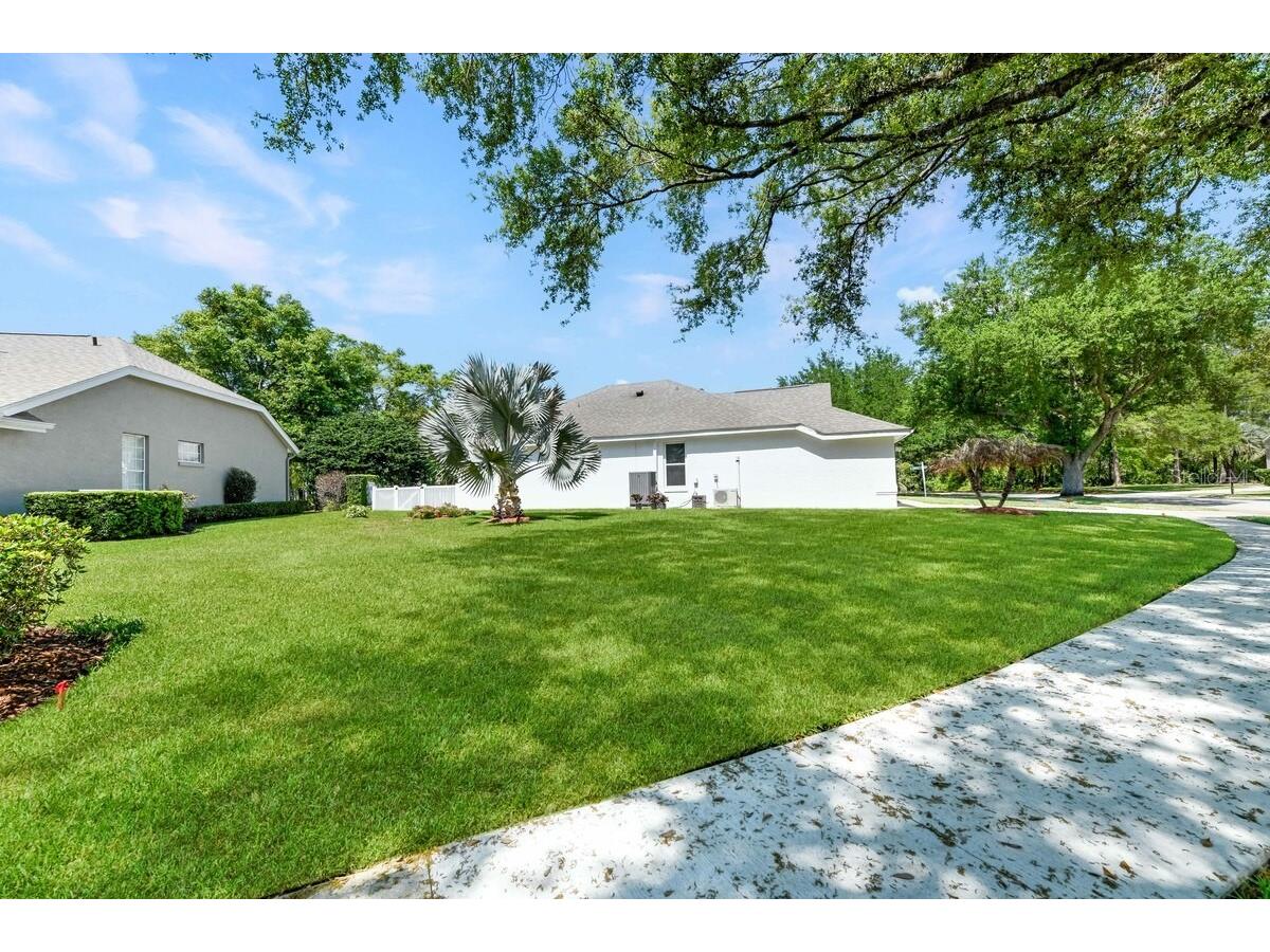 1901 Park Forest Boulevard Mount Dora FL 32757 G5109489 image3