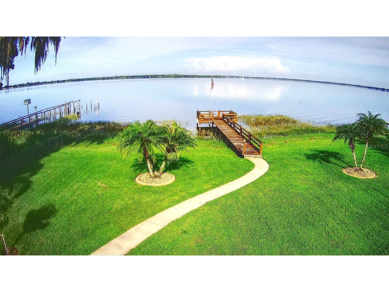 1901 S Lake Reedy Boulevard Frostproof FL 33843 - REEDY K4902609 image1