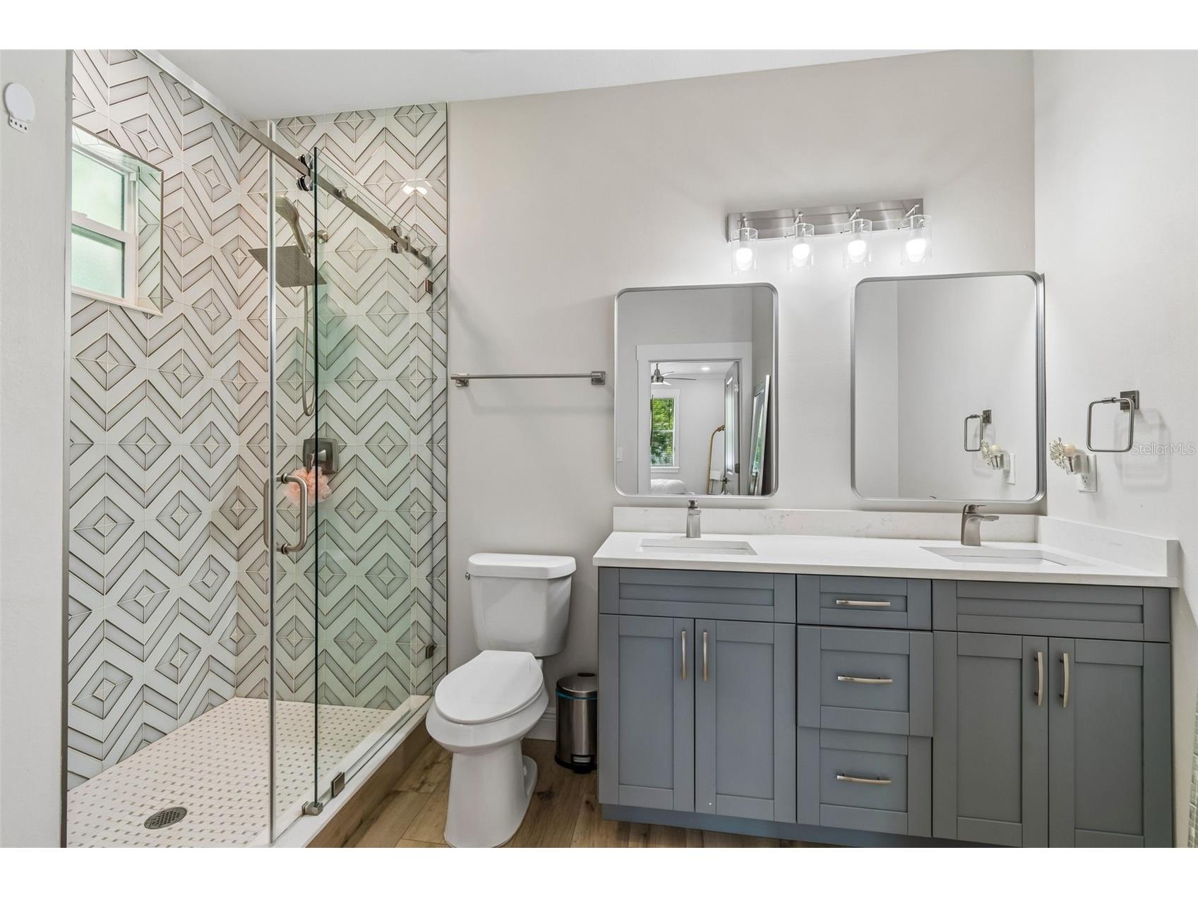 1901 W Cluster Avenue Tampa FL 33604 TB8488011 image32