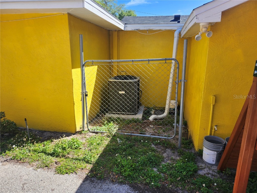 1901 W Sligh Avenue Tampa FL 33604 W7874692 image10