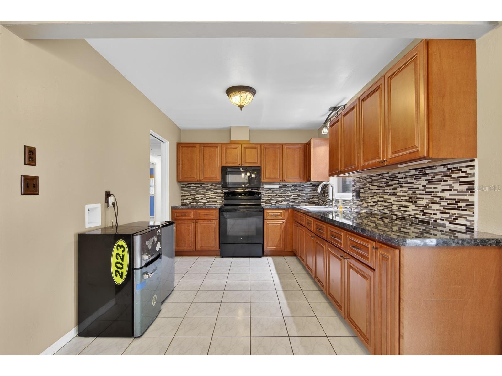 1901 Winchester Road N Saint Petersburg FL 33710 TB8476530 image12