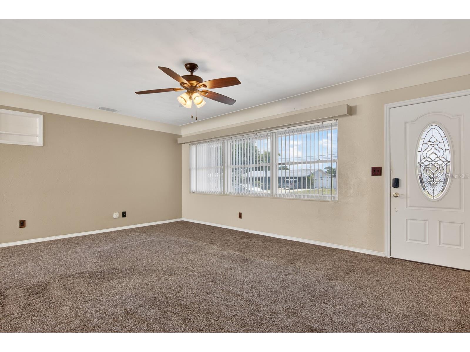 1901 Winchester Road N Saint Petersburg FL 33710 TB8476530 image5