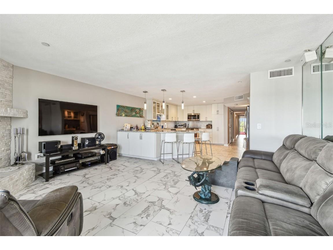 19010 Gulf Boulevard #203 Indian Shores FL 33785 TB8450015 image16